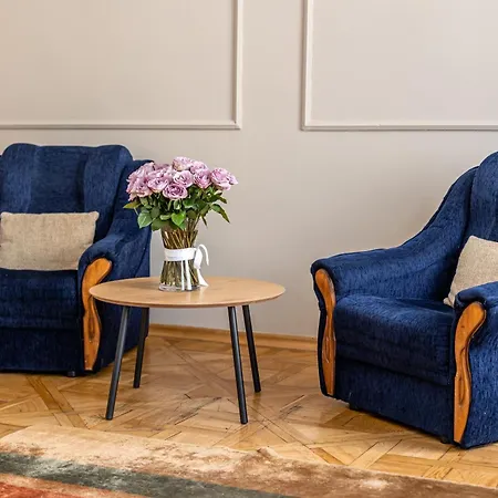 On Halytska Street アパート *