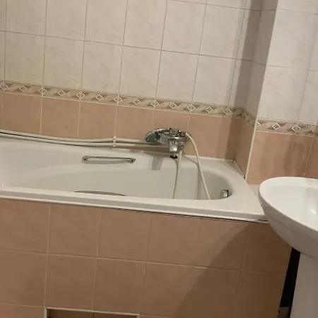 公寓 On Halytska Street