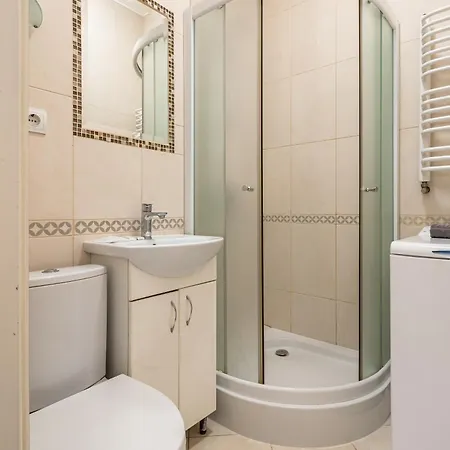 On Halytska Street * 利沃夫