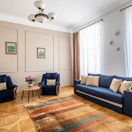 Apartmán On Halytska Street *