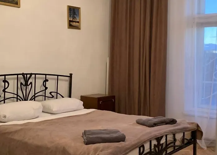 Apartamento On Halytska Street *