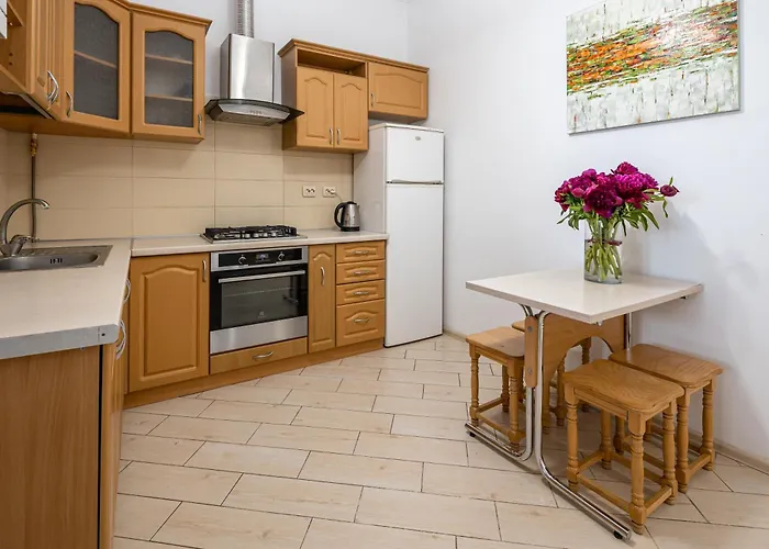 On Halytska Street Apartman Lviv
