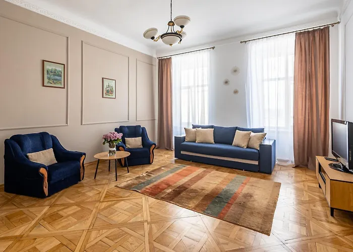 On Halytska Street Apartman Lviv