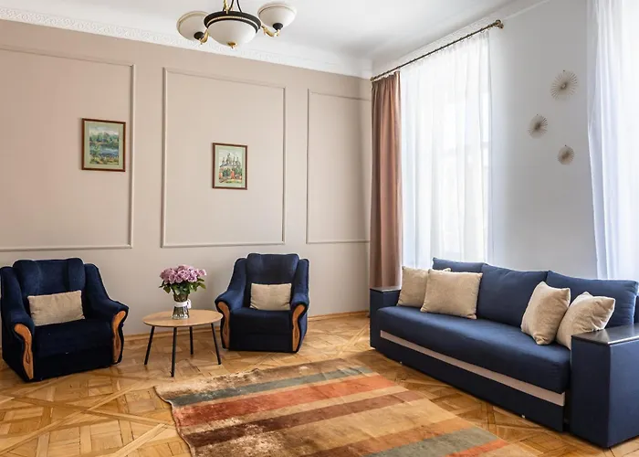 On Halytska Street Apartman