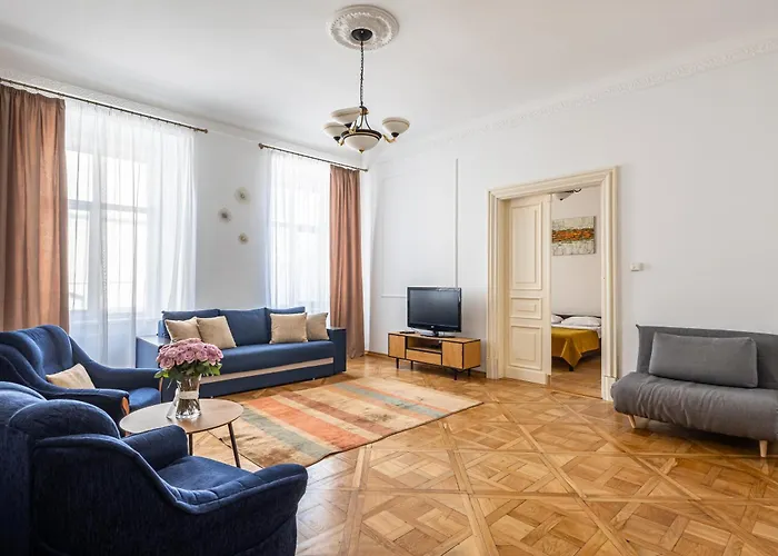 Apartamento On Halytska Street